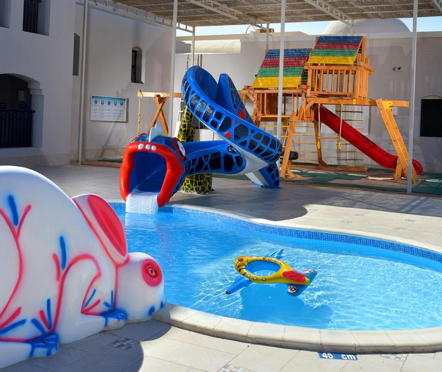 Steigenberger Alcazar Hotel playground