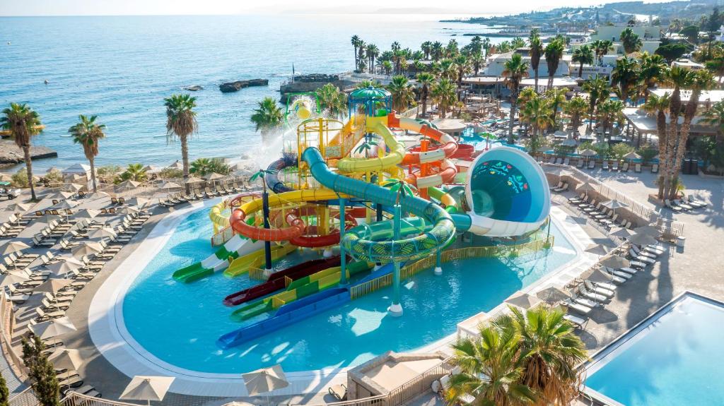 Star Beach Village & Water Park waterslides